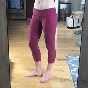 Lululemon cropped pants